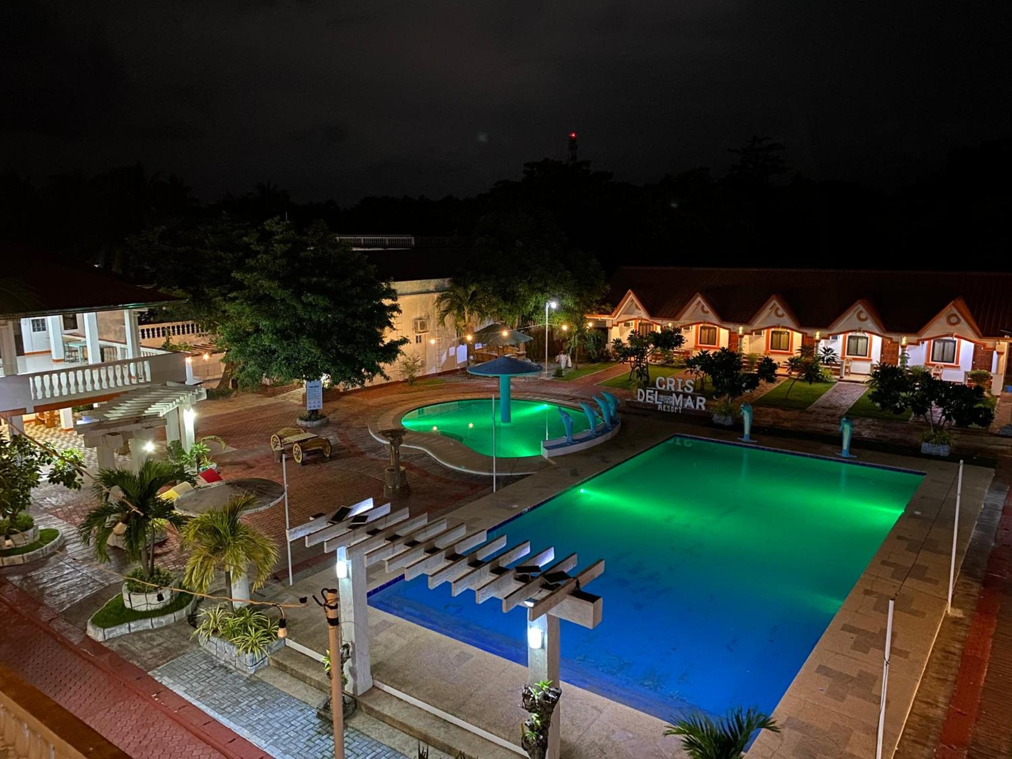 Cris Del Mar Resort Bolinao Exterior photo