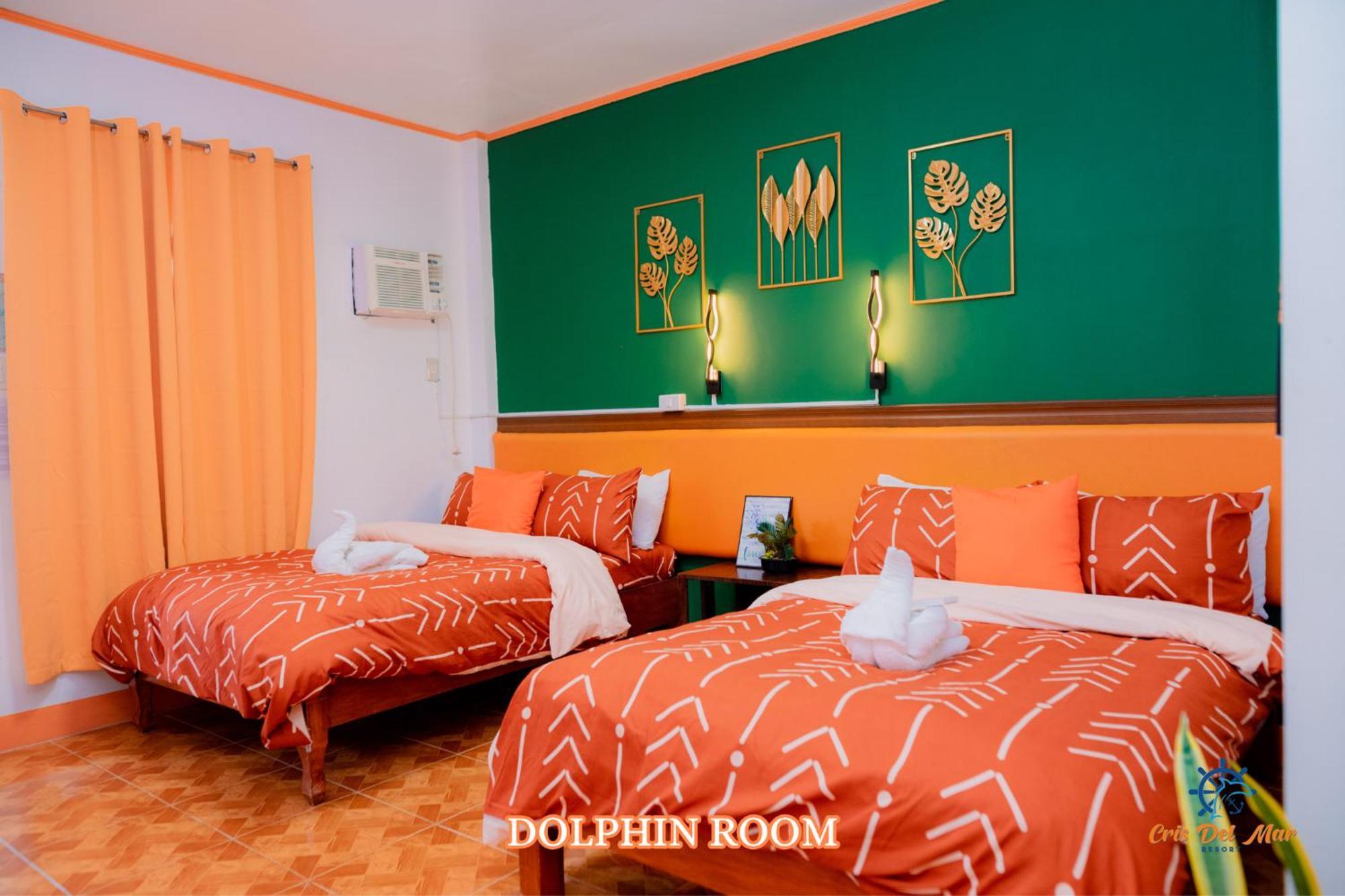 Cris Del Mar Resort Bolinao Room photo